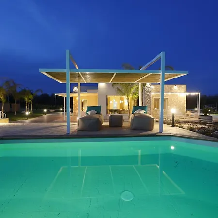 Santo Spirito A 5 Minuti Da 오트란토