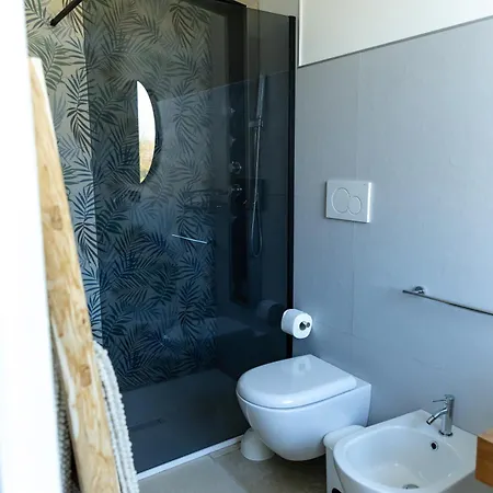 Santo Spirito A 5 Minuti Da Villa Otranto