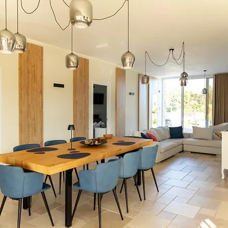 Santo Spirito A 5 Minuti Da Villa Otranto