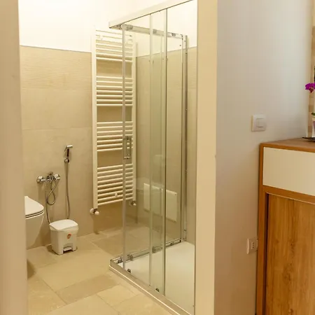 Santo Spirito A 5 Minuti Da Villa Otranto