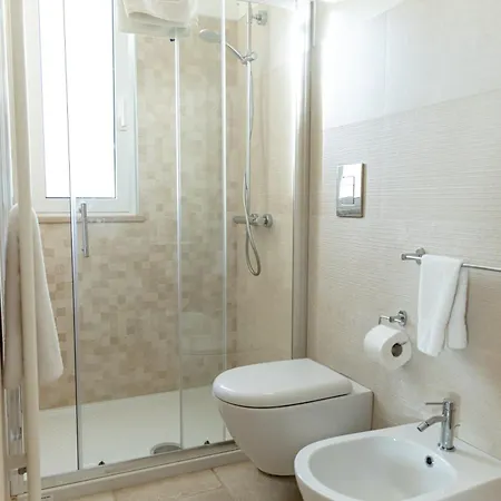 Santo Spirito A 5 Minuti Da Villa Otranto