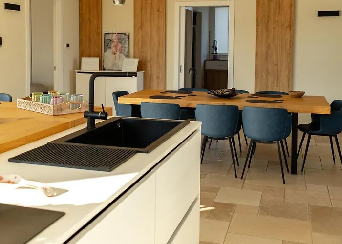 Santo Spirito A 5 Minuti Da オートラント